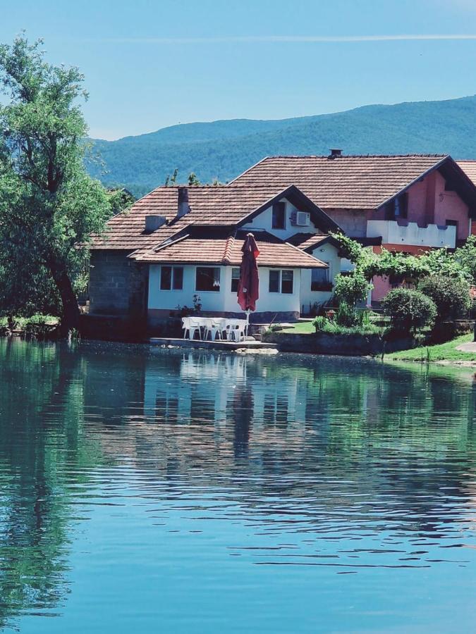 Vila Kuca Za Odmor Susnjar Ripac Exteriér fotografie
