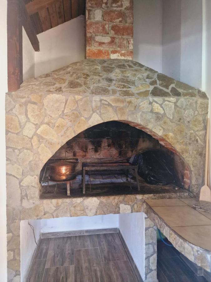 Vila Kuca Za Odmor Susnjar Ripac Exteriér fotografie