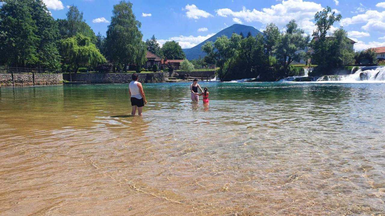 Vila Kuca Za Odmor Susnjar Ripac Exteriér fotografie