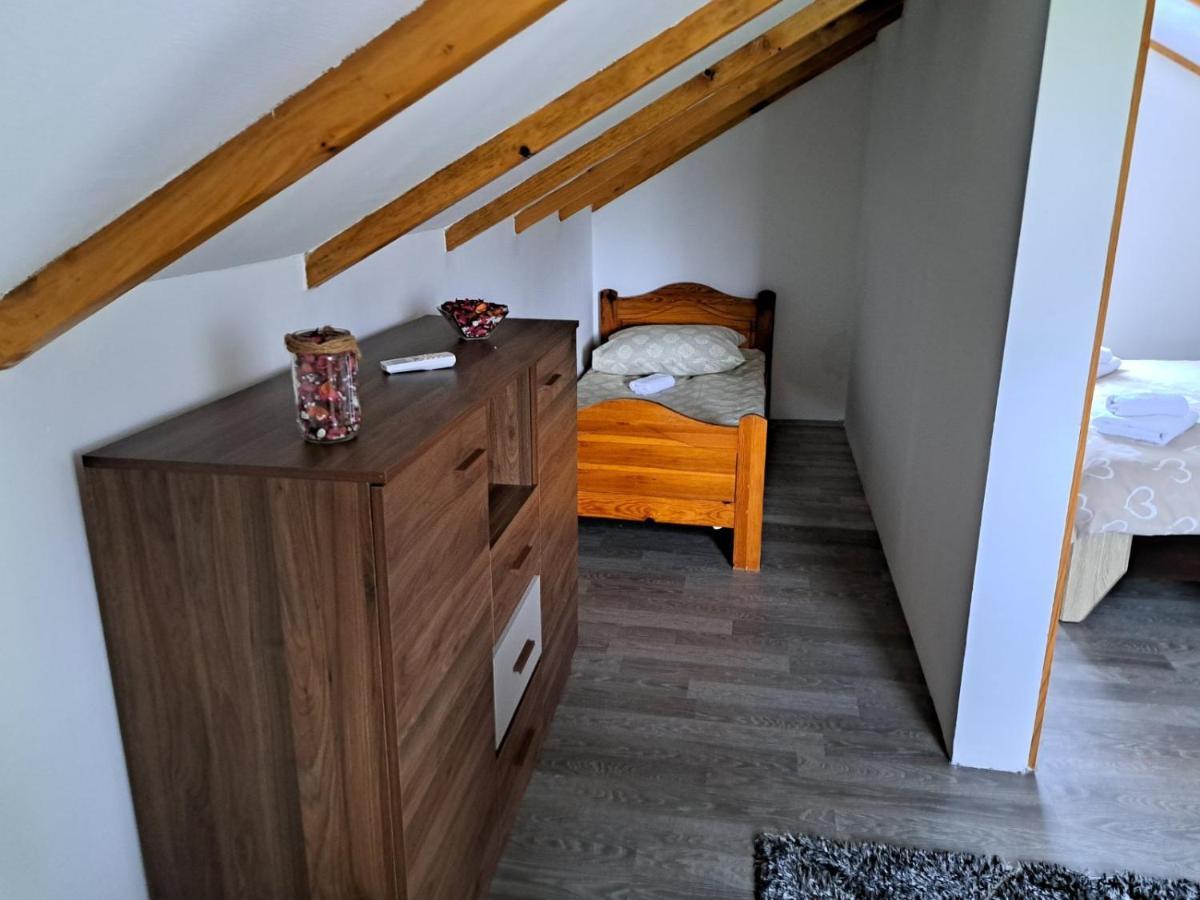 Vila Kuca Za Odmor Susnjar Ripac Exteriér fotografie